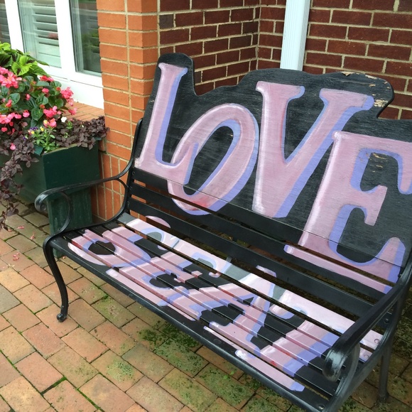 Meet your Posher, Laurie - Picture 3 of 10